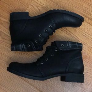 Black Sonoma boots